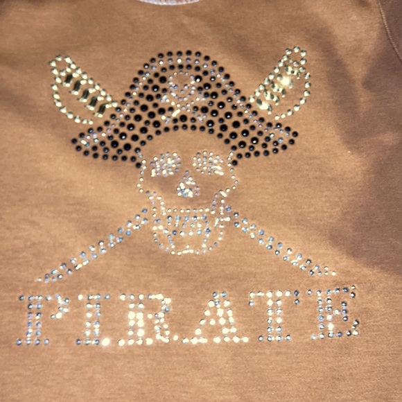 Cute little pirate shirt for 24 month olds. - Picture 2 of 6